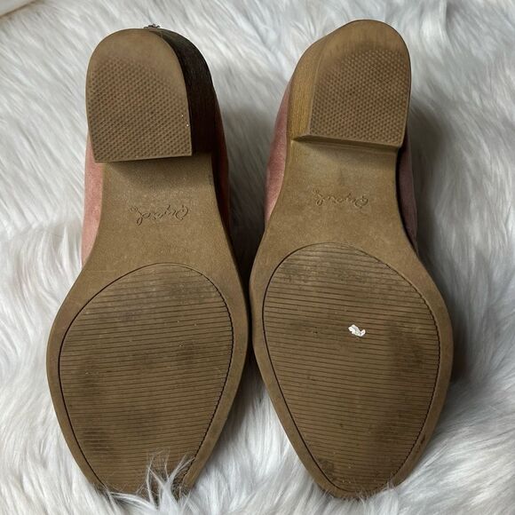 Qupid Faux Suede Zip Up Ankle Booties Pink and Brown Size 6.5 - Picture 3 of 7